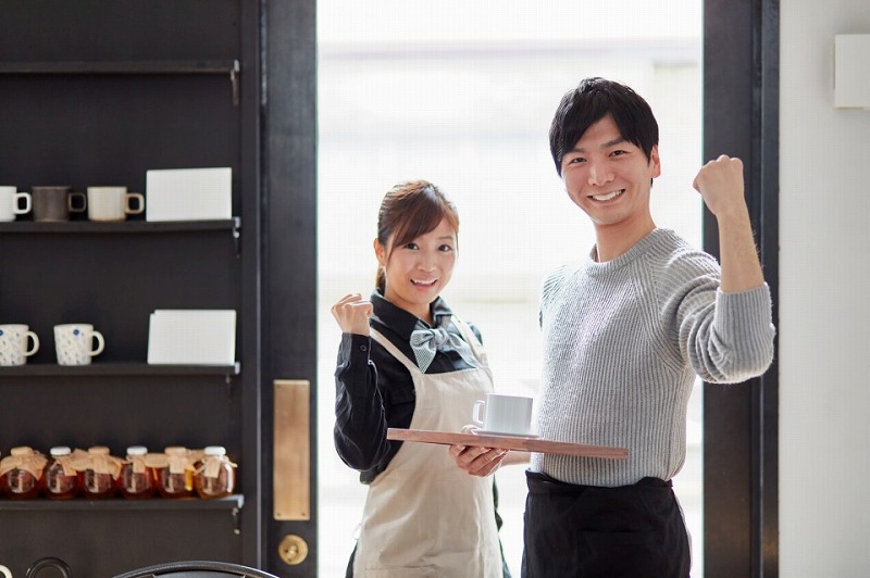 派遣 サービス業